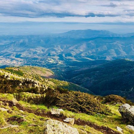 Hotel La Fonda Dels Pirineus Масанет-да-Кабреньс Екстер'єр фото